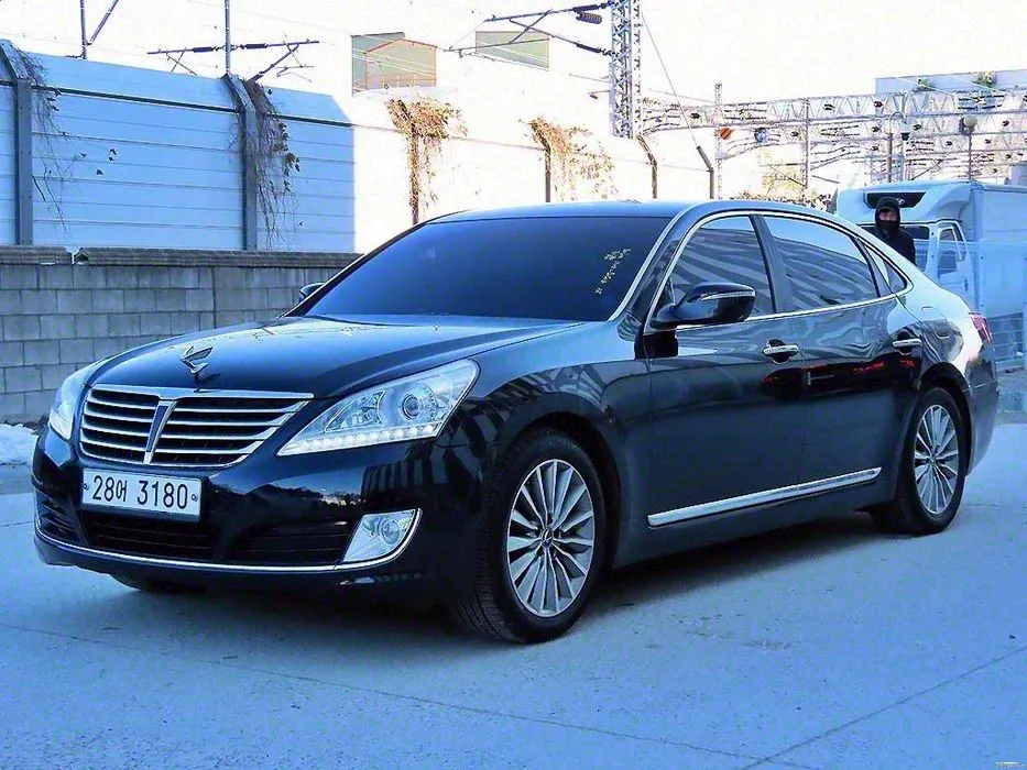 Новые автомобили под заказ. Новые автомобили под заказ. Новые автомобили под заказ. Автомобили с аукционов японии. Стоянка новых автомобилей.