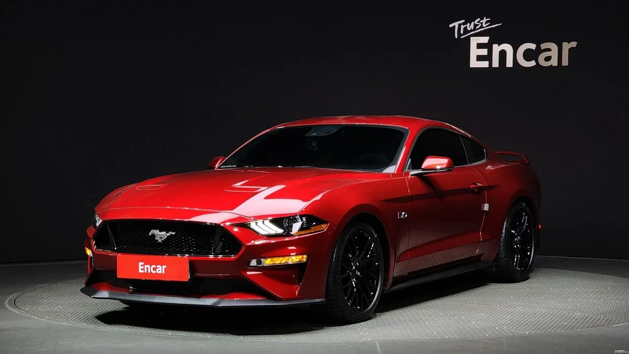 Ford mustang coupe 2022