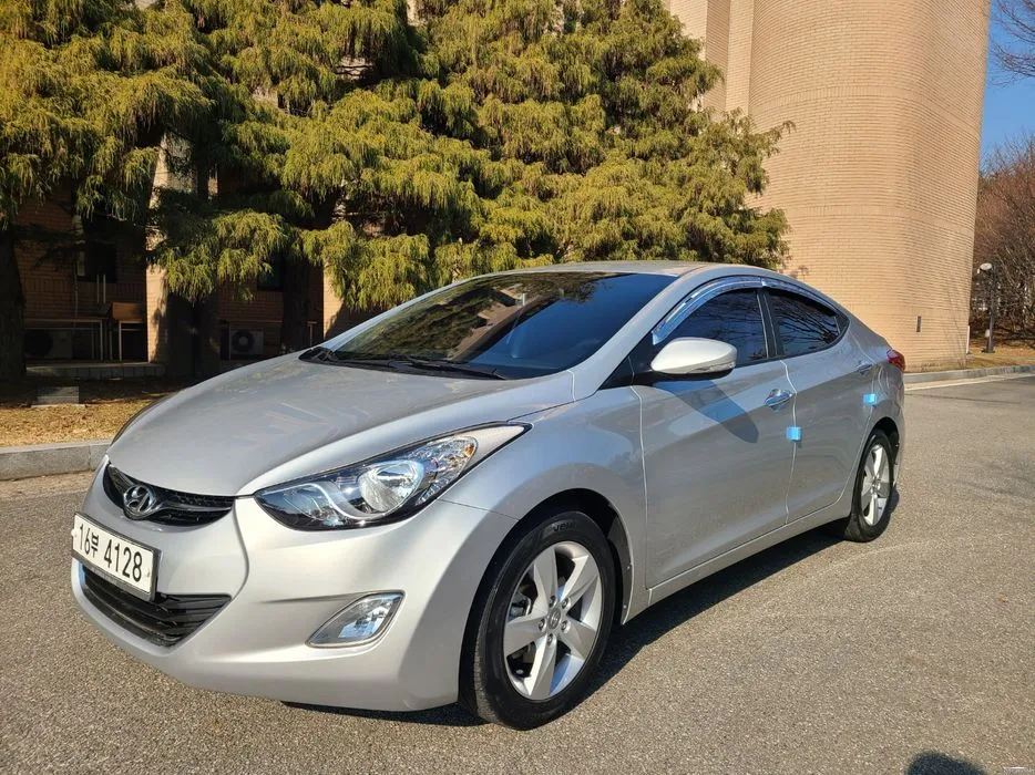 Hyundai avante 2013. Hyundai avante 2013. Hyundai avante 2013. Hyundai avante 2013г клема плюсовая. Хендай аванте 2013.